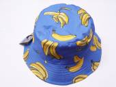Polyester banana print reversible bucket hat.
(M/L - L/XL)