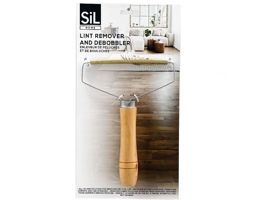 Wood handle lint remover and debobbler*