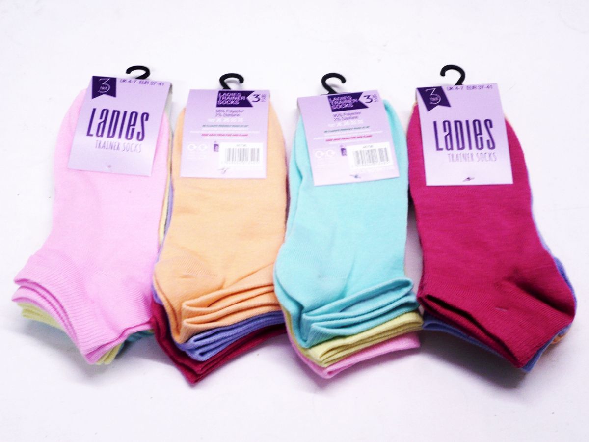 Ladies pastel coloured trainer socks*
(3pkt x4)